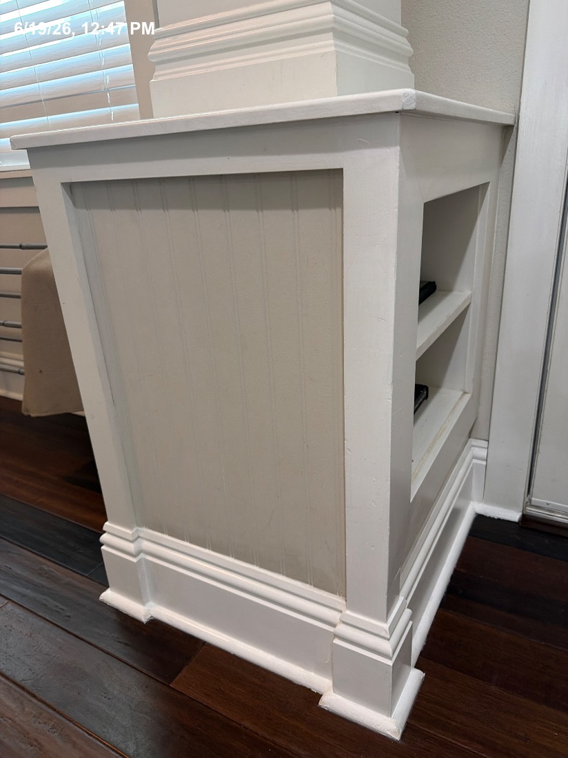 Interior trim painting and finish detail in Tampa Bay